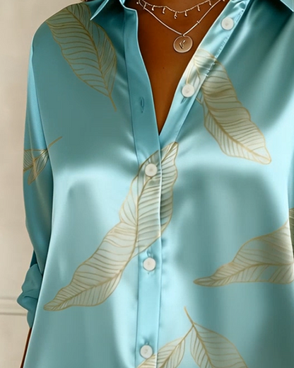 Chic Satin Shirt with Elegant Collar Print